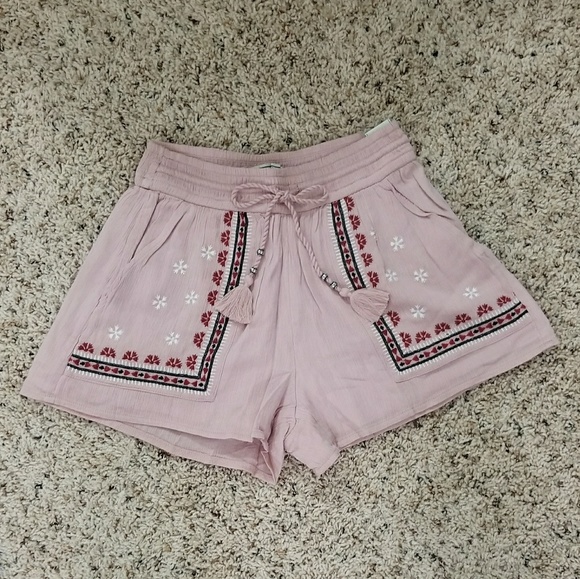 🍒NWT🍒 A&F SUMMER BOHO SHORTS XS - Picture 2 of 8